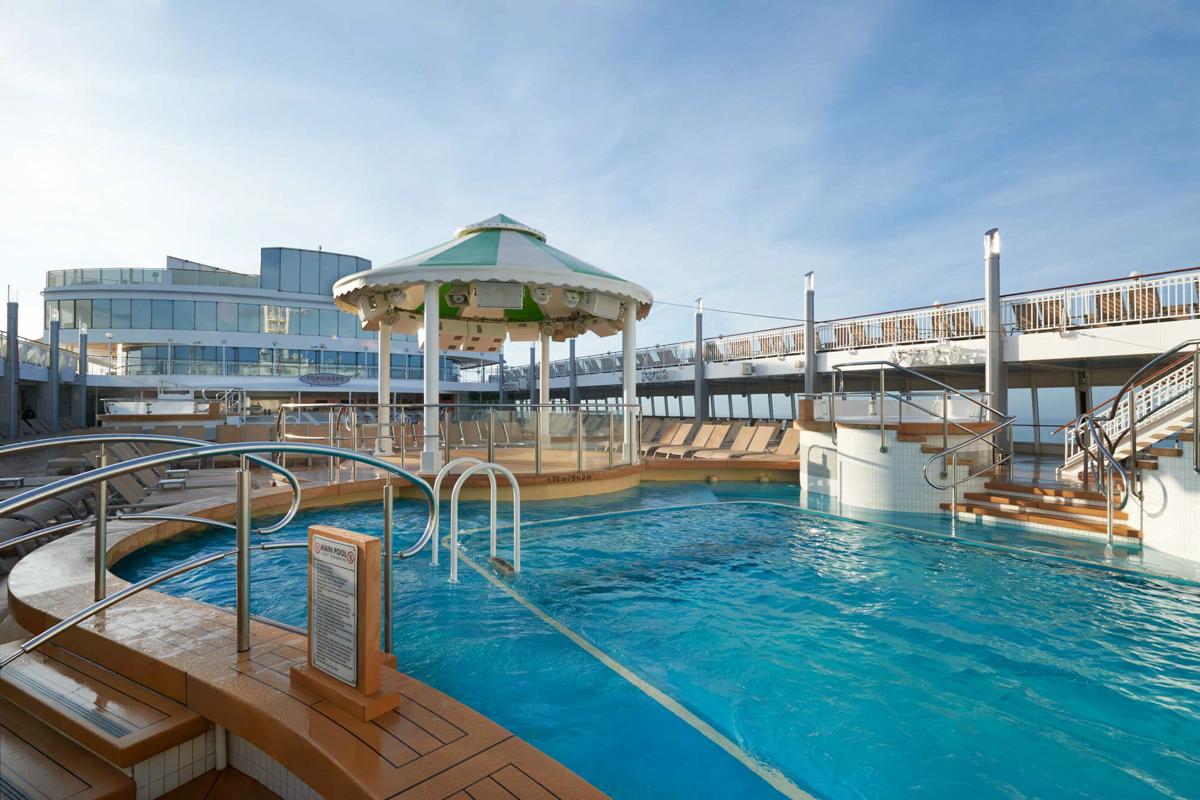 MyCruise Norwegian-Cruise-Line Jade Offentlige-arealer Pool-spa3